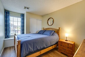 Modern Phoenix Home w/ Gas Fire Pit - Dogs Welcome