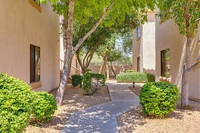 3 Mi to State Farm Stadium: Condo w/ Balcony!