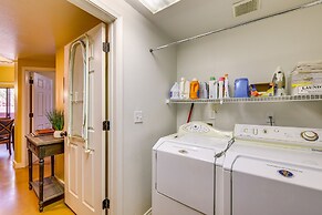3 Mi to State Farm Stadium: Condo w/ Balcony!