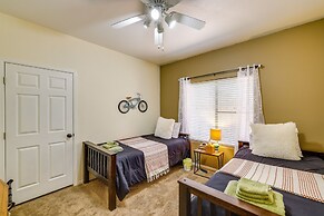 3 Mi to State Farm Stadium: Condo w/ Balcony!