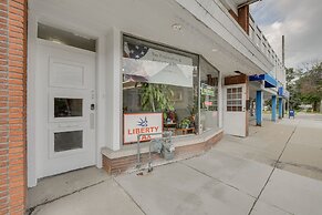 Berwyn Apartment Rental ~ 11 Mi to Chicago!