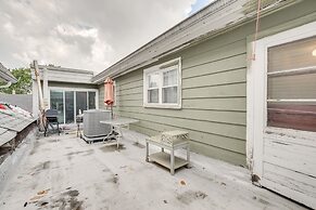 Berwyn Apartment Rental ~ 11 Mi to Chicago!