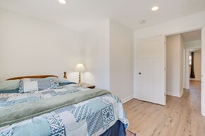 Berwyn Apartment Rental ~ 11 Mi to Chicago!
