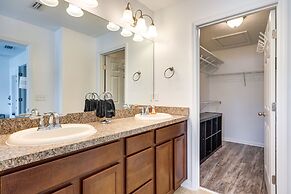 Orange Park Townhome Vacation Rental w/ Patio!