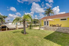 Waterfront Jacksonville Retreat w/ Boat Dock!