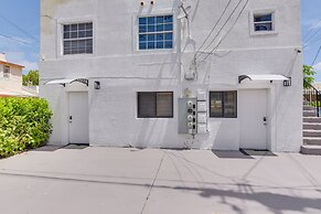 Refreshing Miami Apartment: 4 Mi to the Beach!
