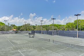 Nifty Miami Apartment ~ 5 Mi to Downtown!