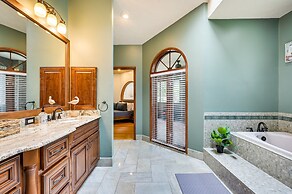 2 Mi to Busch Gardens: Retreat in Scenic Community