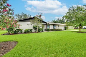 Bright Tampa Oasis w/ Outdoor Pool & Gazebo!