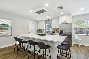 Tampa Vacation Rental ~ 3 Mi to Downtown!