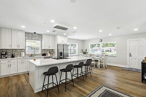 Tampa Vacation Rental ~ 3 Mi to Downtown!