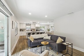 Tampa Vacation Rental ~ 3 Mi to Downtown!