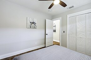 Tampa Vacation Rental ~ 3 Mi to Downtown!