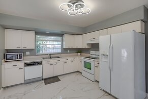 Spacious Tampa Vacation Rental ~ 7 Mi to Beach!