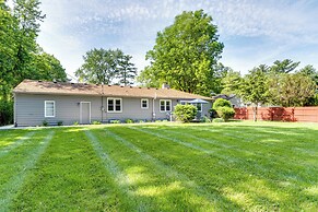 Tree-lined Indianapolis Home ~ 10 Mi to Downtown!