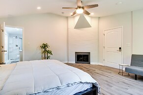 Tree-lined Indianapolis Home ~ 10 Mi to Downtown!