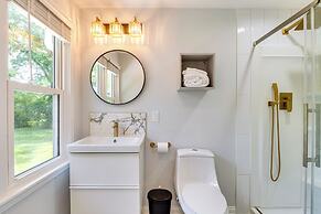 Tree-lined Indianapolis Home ~ 10 Mi to Downtown!