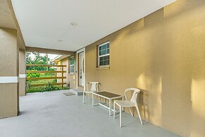 Tropical Tampa Home: Pets Welcome!