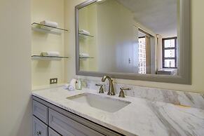 Honolulu Vacation Rental: Walk to Waikiki Beach!