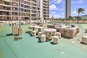 Honolulu Vacation Rental: Walk to Waikiki Beach!