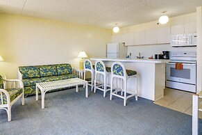 Honolulu Vacation Rental: Walk to Waikiki Beach!