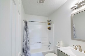 Camby Home w/ 3 Living Areas & Community Pool!