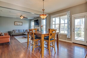 Indianapolis Home w/ Patio & Community Pool!