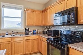 Indianapolis Home w/ Patio & Community Pool!