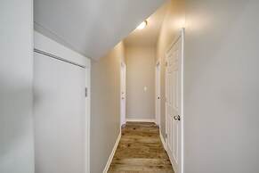 Indianapolis Home w/ Porch - Close to Mile Square!