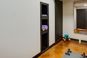 Pet-friendly Minneapolis Home ~ 8 Mi to Downtown!