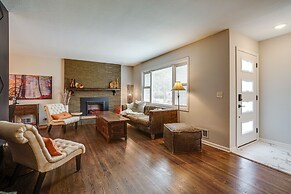 Pet-friendly Minneapolis Home ~ 8 Mi to Downtown!