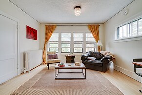 Bright Minneapolis Apartment - 1 Mi to Downtown!
