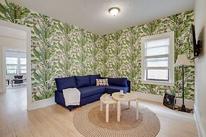 Bright Minneapolis Apartment - 1 Mi to Downtown!