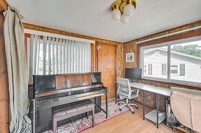 Hyde Park Vacation Rental ~ 11 Mi to Boston!