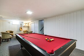 Inviting Minneapolis Vacation Rental w/ Game Room!