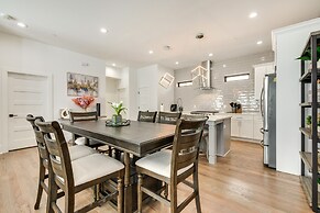 Modern Atlanta Home w/ Balcony: 2 Mi to Downtown!