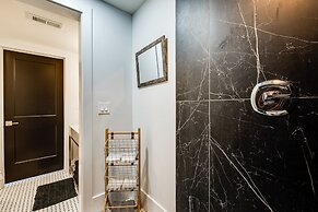 Pet-friendly Georgia Abode - Walk to Piedmont Park