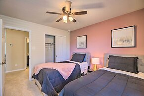 Houston Home w/ Private Yard - 16 Mi to Dtwn