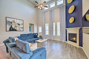 Houston Home w/ Private Yard - 16 Mi to Dtwn