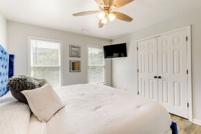 Spacious Atlanta Home ~ 2 Mi to Downtown!