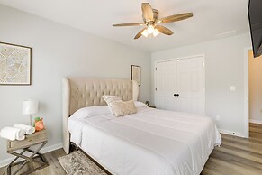 Spacious Atlanta Home ~ 2 Mi to Downtown!