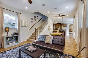 Pet-friendly Tomball Home: Walk to Main Street!