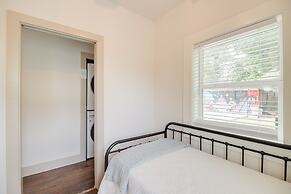 '1930s East End Home' ~ 3 Mi to Downtown Houston!