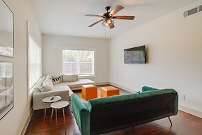 '1930s East End Home' ~ 3 Mi to Downtown Houston!