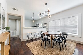 '1930s East End Home' ~ 3 Mi to Downtown Houston!