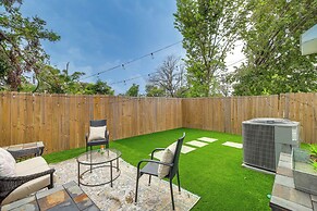 Modern Houston Home w/ Yard, 3 Mi to Toyota Center