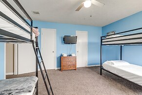 Spacious Houston Home w/ Pool Access, Fenced Yard!