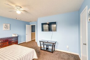 Spacious Houston Home w/ Pool Access, Fenced Yard!