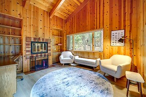 Tahoe Donner Cabin Near Slopes & Lake!