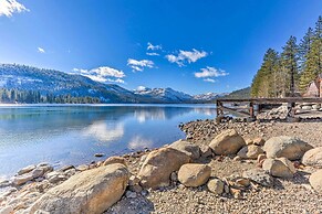 Tahoe Donner Cabin Near Slopes & Lake!